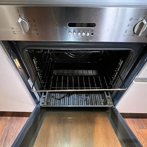 Student Room Cleaning Liss